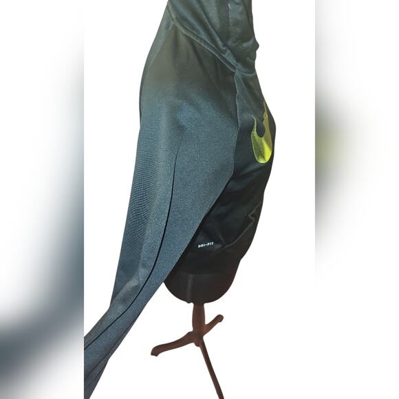 Nike Dri-FIT Black Hoodie W Metallic Gold Swoosh & Green Hood Lining Size Boys M - Picture 2 of 7